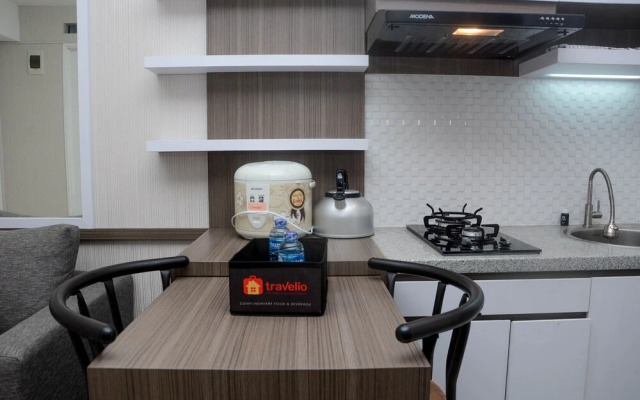 Cozy Stay 2BR Bassura City Apartment near Mall