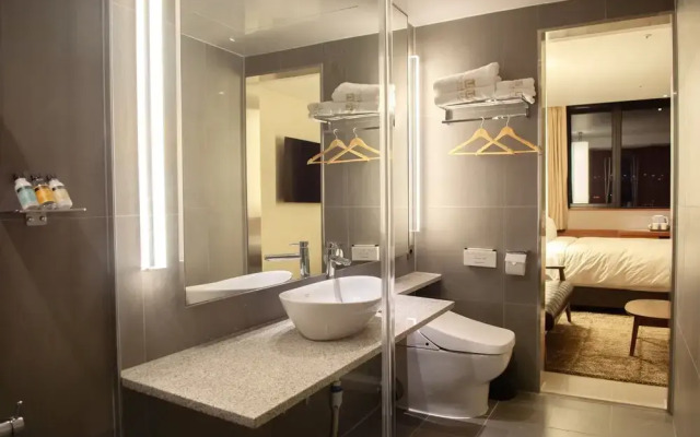 Top Cloud Hotel Cheonan