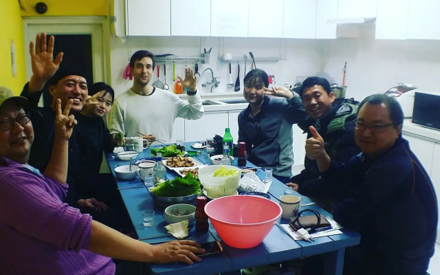 Slow Citi Guesthouse - Hostel