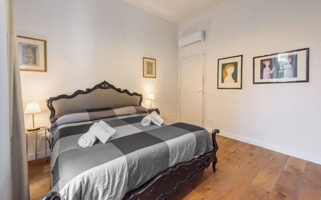 Silvy & Paul apartment by MMega