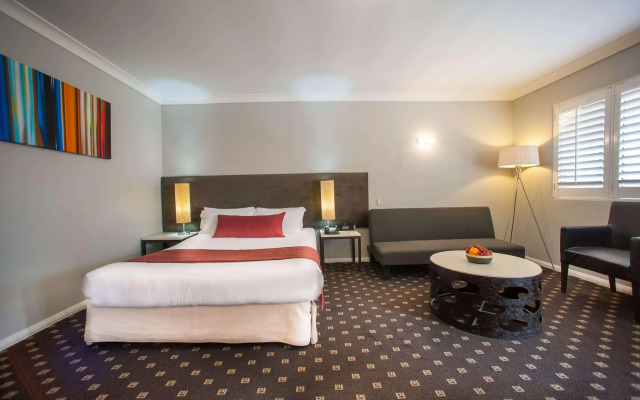 Ramada Hotel & Suites Sydney Cabramatta