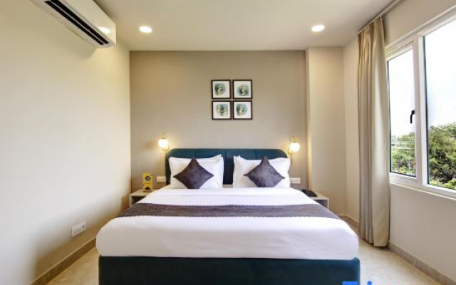 Saltstayz Select - Golf Course Road & Sector 27
