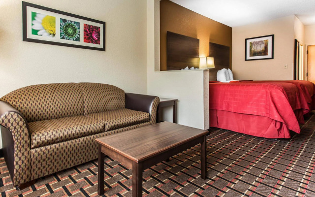 Quality Suites Hickory South