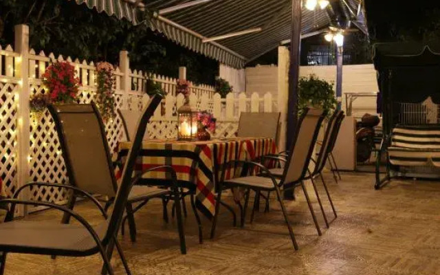 If Courtyard