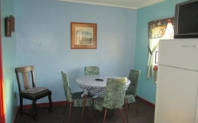 Makiebares Waterfront Accommodations