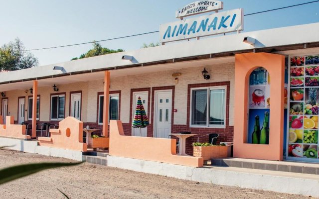 Limanaki Apartments