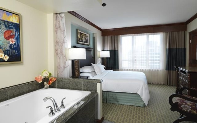 Grand Waikikian Suites By Hilton Grand Vacations