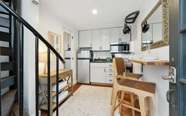 Perfect Location in Downtown Charleston