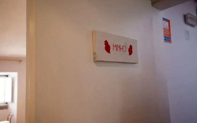 Madragoa Typical Apartments