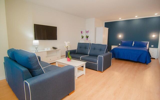 Los Rodeos Apartments