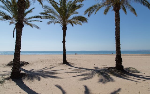 Ático soleado con vistas al mar