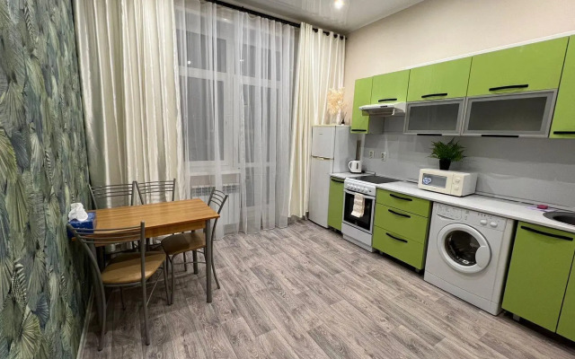 Апартаменты на улице Запарина 25