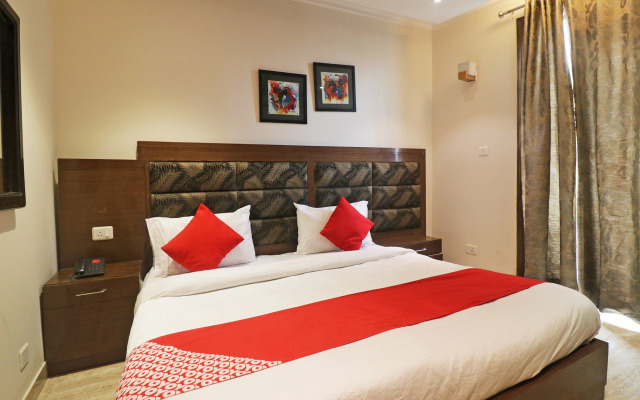 OYO 49069 A Suites