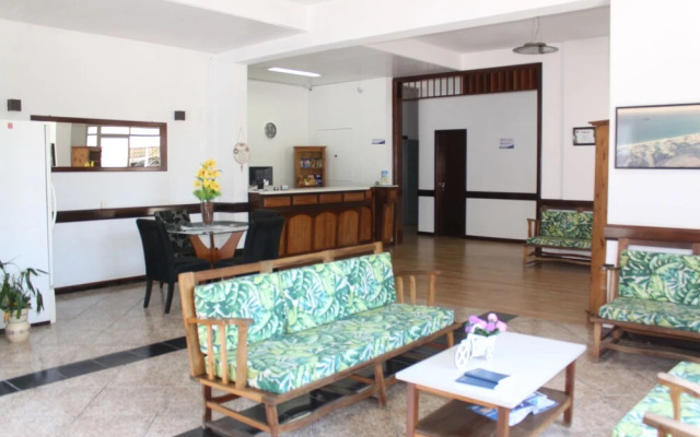 Hotel July