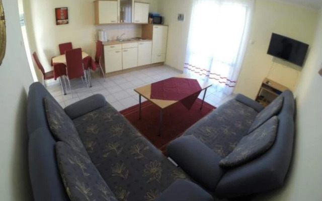 Marko - 30m From Beach - A2