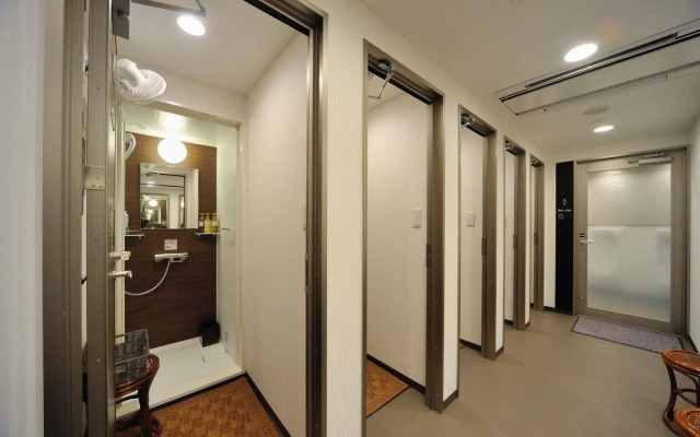Global Cabin Tokyo Gotanda