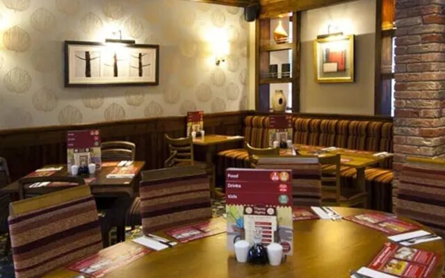 Premier Inn Taunton Central - North