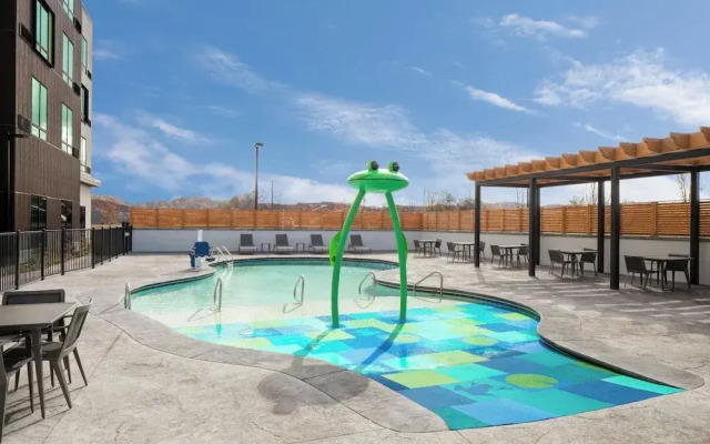 Courtyard by Marriott Kodak Sevierville