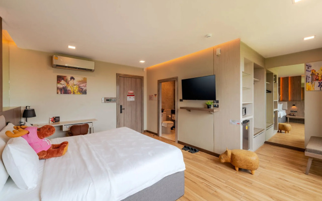 Moose Hotel Chiang Mai