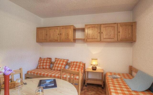 Appartement Saint-Chaffrey , 1 pièce, 2 personnes - FR-1-330E-66