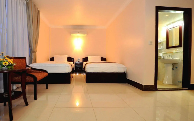 Jun Yue Hotel