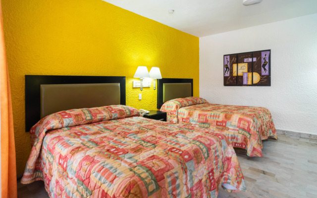 Azteca Inn