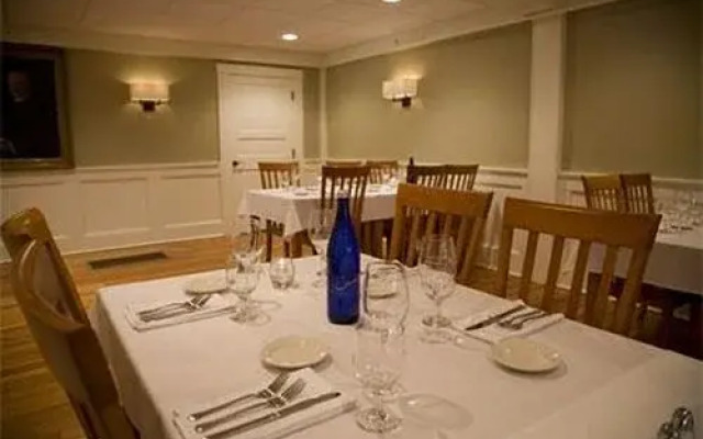 Woodbound Inn