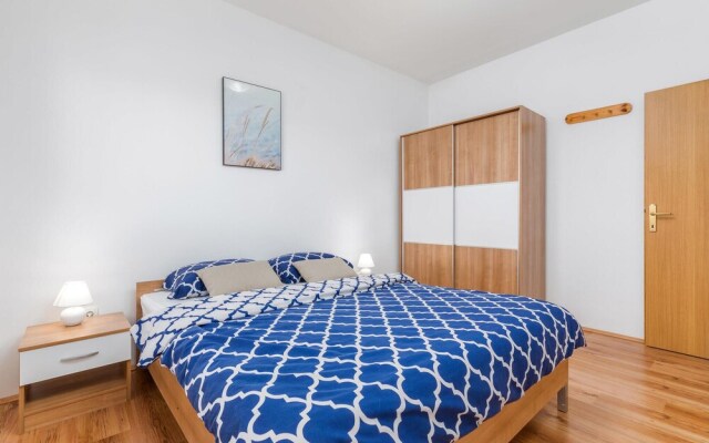 Awesome Apartment in Valbandon With Wifi and 1 Bedrooms