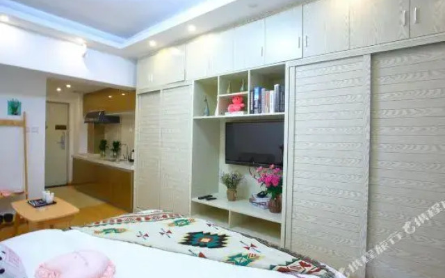 Double 11 Theme Hotel