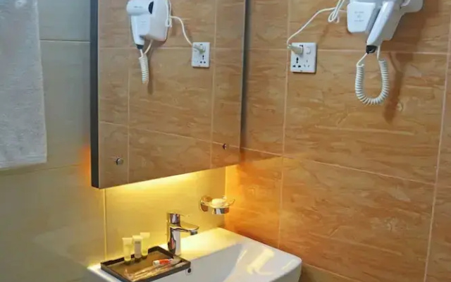 Hotel Grand Royal Dhanmondi