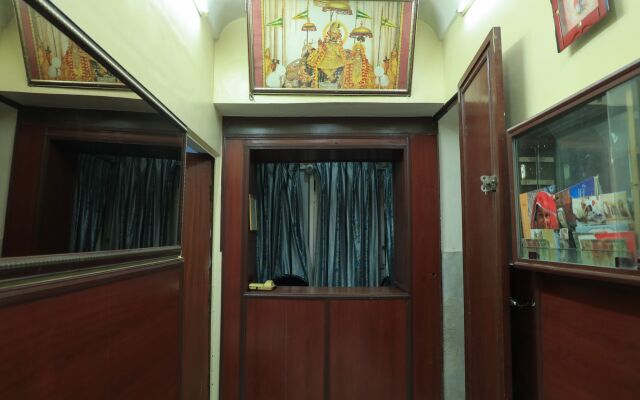 Boby Mansion (Manasvi Guest Home)