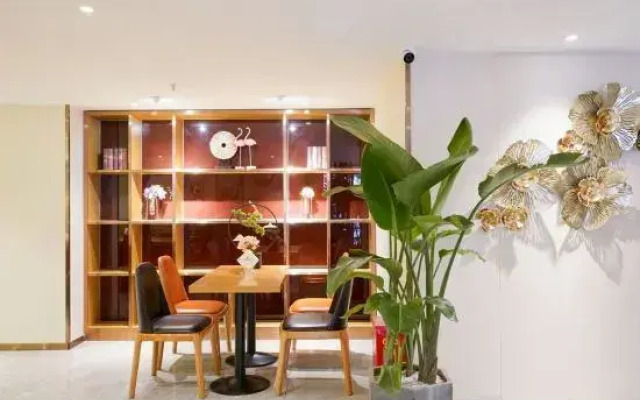 CheerMay Hotel（Quanzhou  West Lake Park West Street Shop）