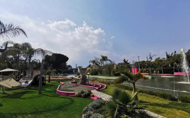 Casa Flores Hotel & Spa