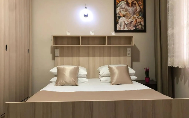 Carvan Hotel