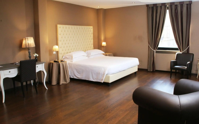 TH Roma - Carpegna Palace