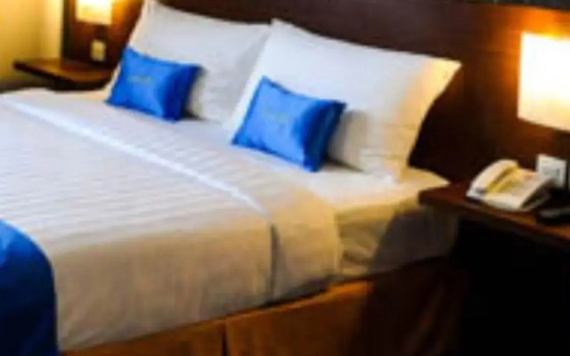 Zenith Hotel