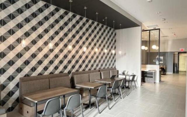 Home2 Suites by Hilton St. Louis Downtown