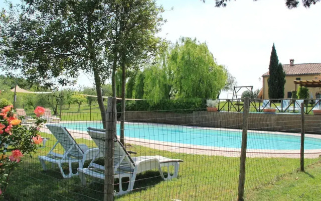 Home in Collesalvetti With Garden