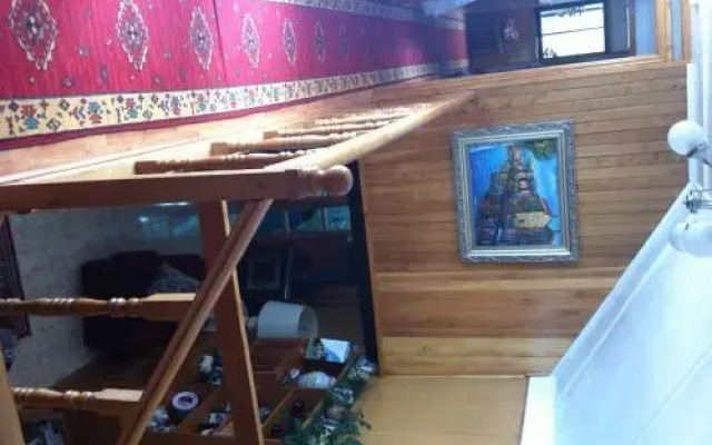 Hostal Ely