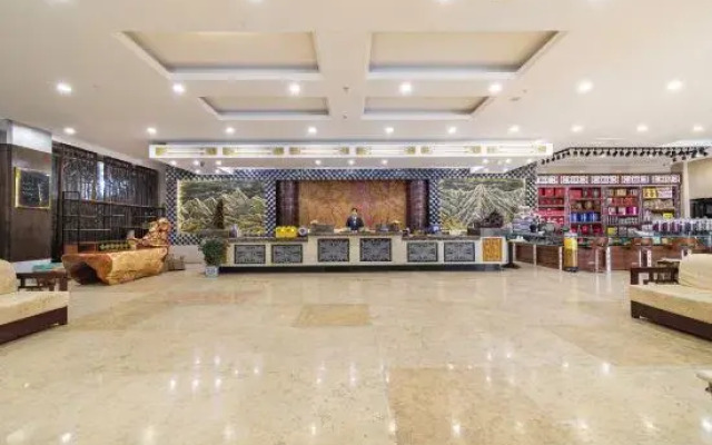 Linzhi Impression Hotel