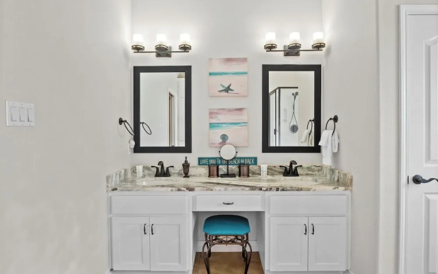 Kd660-sunrise Beach Villa