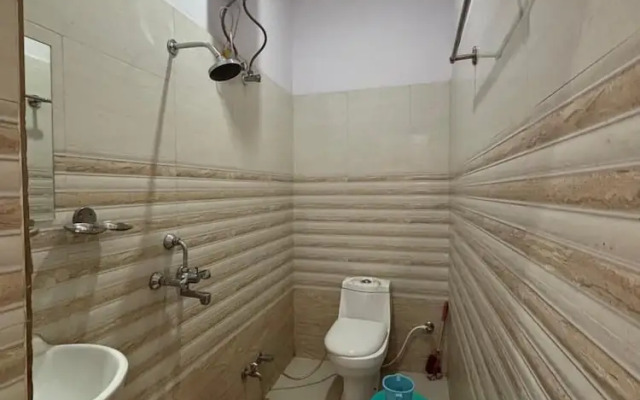 Shree Puram Guest House