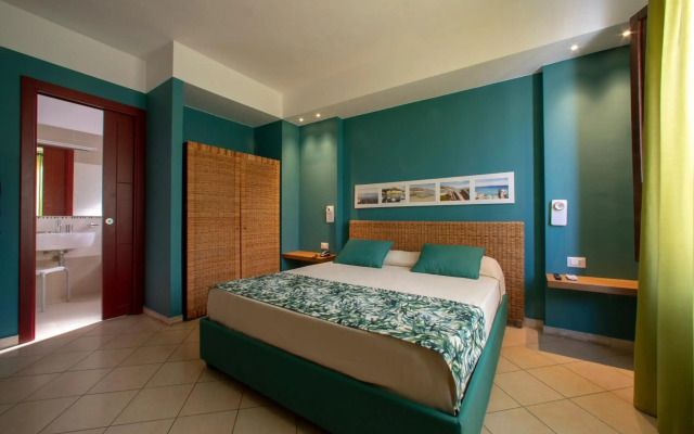Insula Hotel