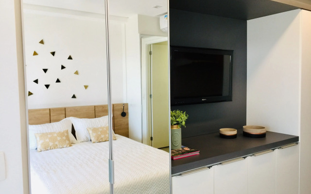 Downtown Republica Akile