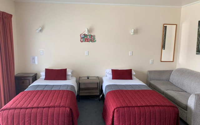 Amber Court Motel – Guest Rooms – Te Anau