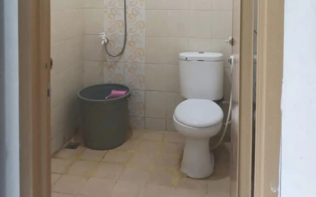 OYO 93635 Rumah Singgah Cemara Syariah