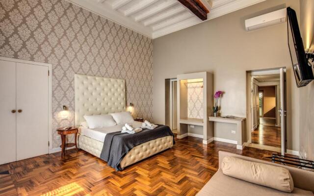 The Spanish steps apartment 67