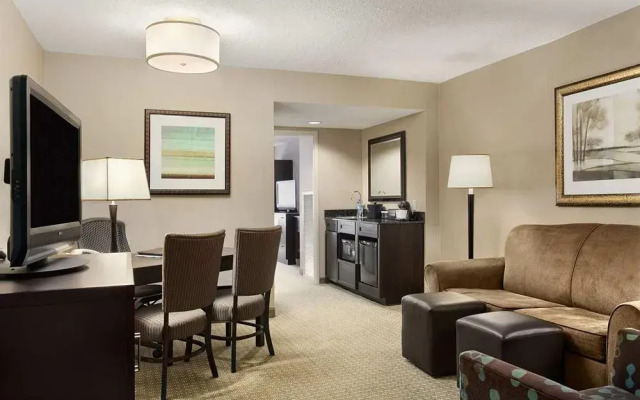 Embassy Suites Raleigh Crabtree