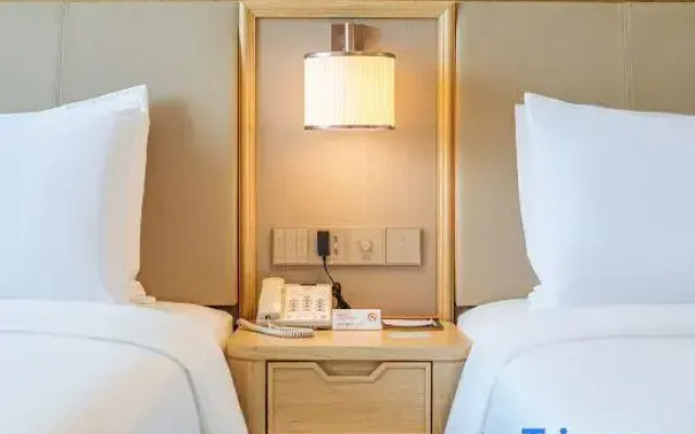 Vienna Hotel (Kunming Hi-Tech Xicheng Times Shop)