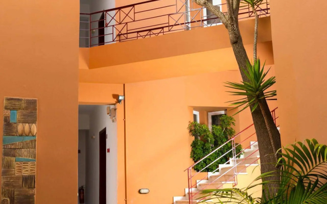 Elotia Hotel
